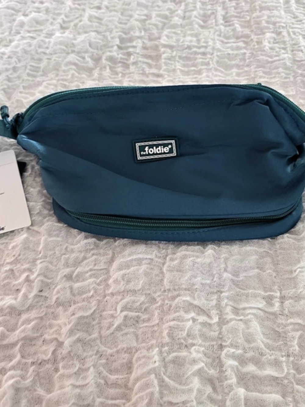 The Foldie Toiletry Essentials Bag Teal NWT Travel Organizer
